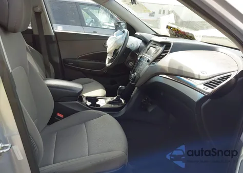 2017 Hyundai Santa Fe Sport 2.4L из США, поврежденный, VIN 5XYZTDLB7HG457705